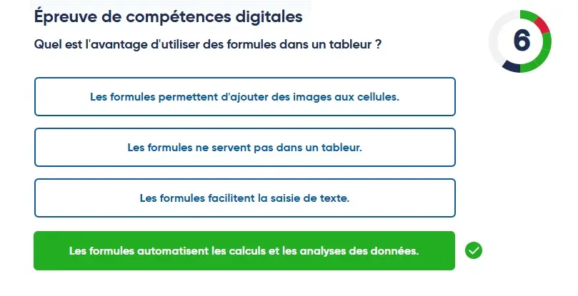Candidats découvrant les extraits d’épreuves du Concours SESAME
